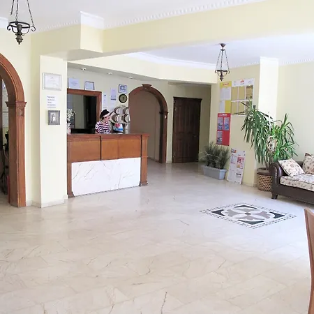 Rosy Hotel